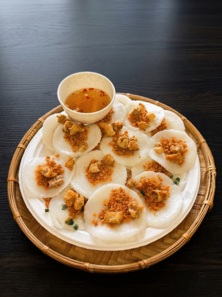 BC3. VIETNAMESE STEAMED RICE CAKE